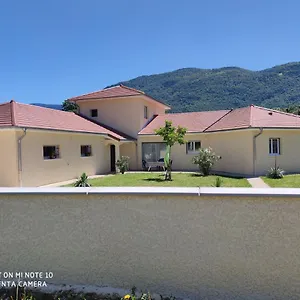 3* Pensión La Vallée Des Noyers
